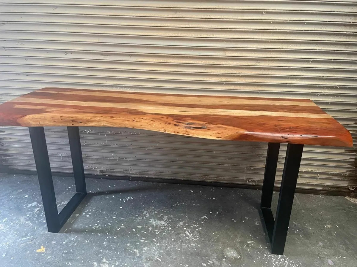 Console table - Image 1