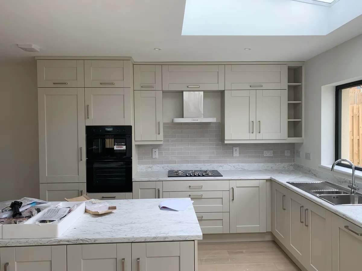 Kitchen units - Image 2