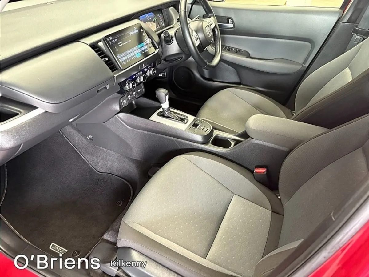 Honda Jazz Elegance HEV  hybrid  1.5 Auto 5DR  1 - Image 4