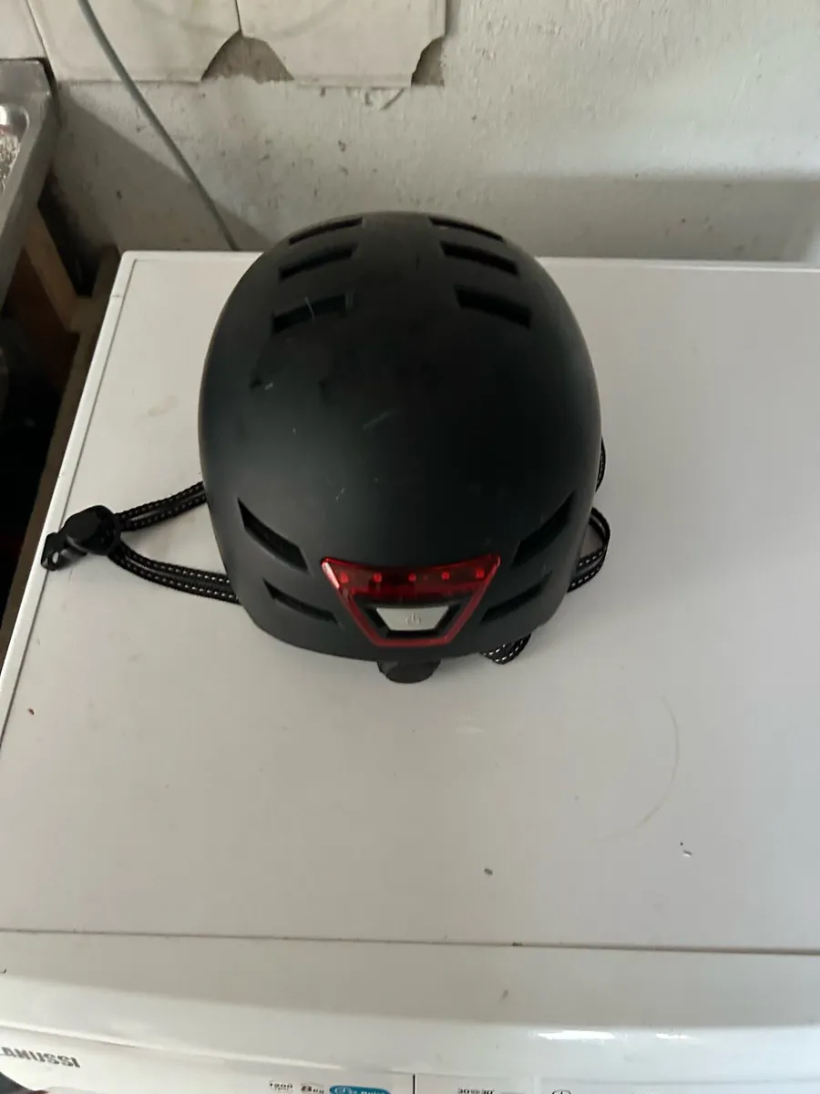 Helmet - Image 3