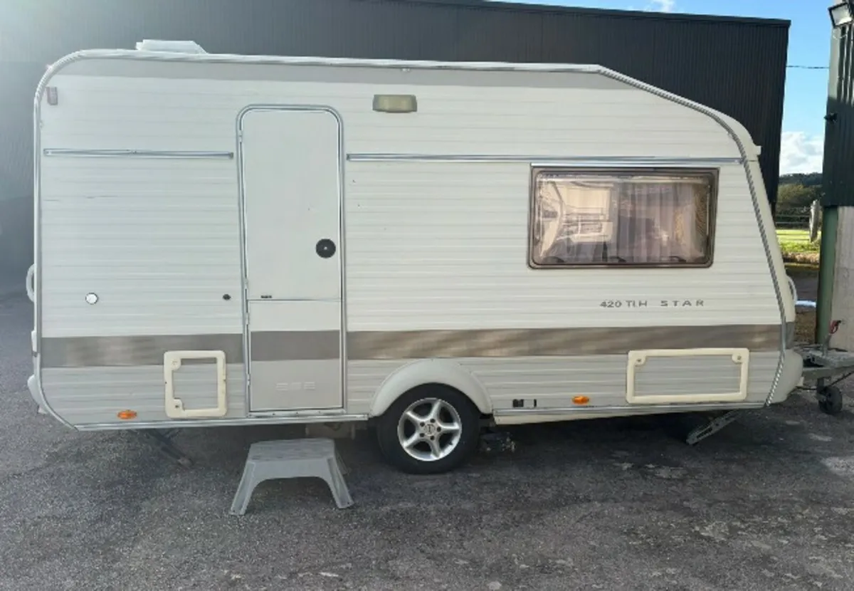 2/3 BERTH ROYAL AVENTO STAR - Image 4