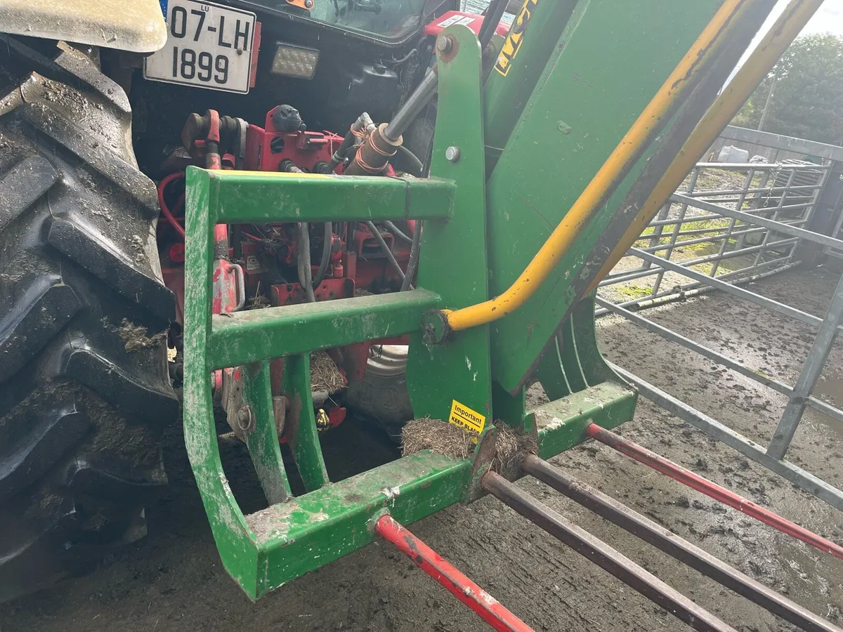 McHale - bale Splitter - Image 1