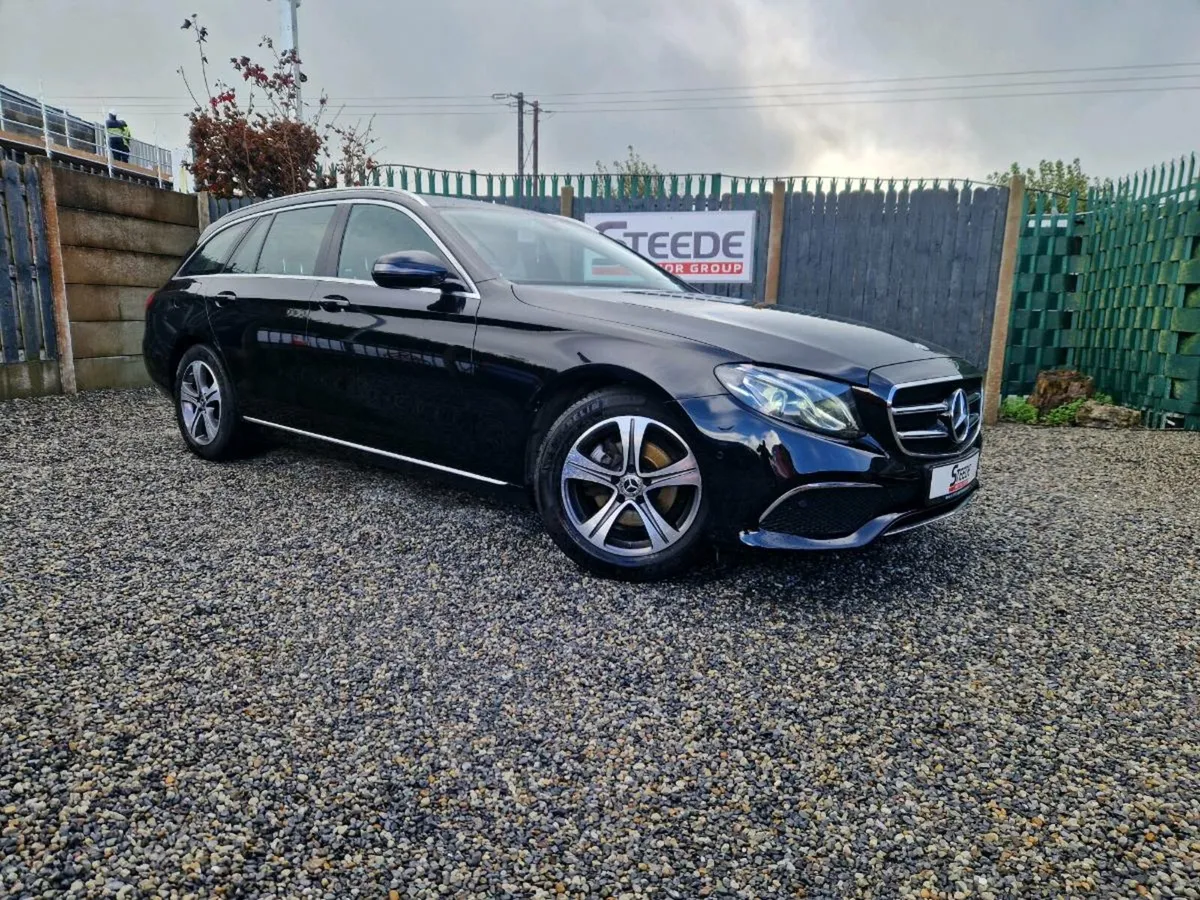 191 Mercedes-Benz E220 CDI SE Estate - Image 2