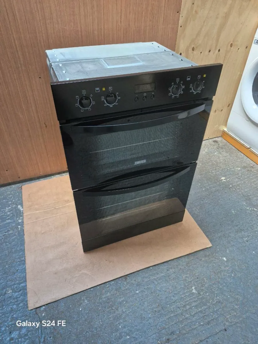 Zanussi Built-in double oven - Image 1