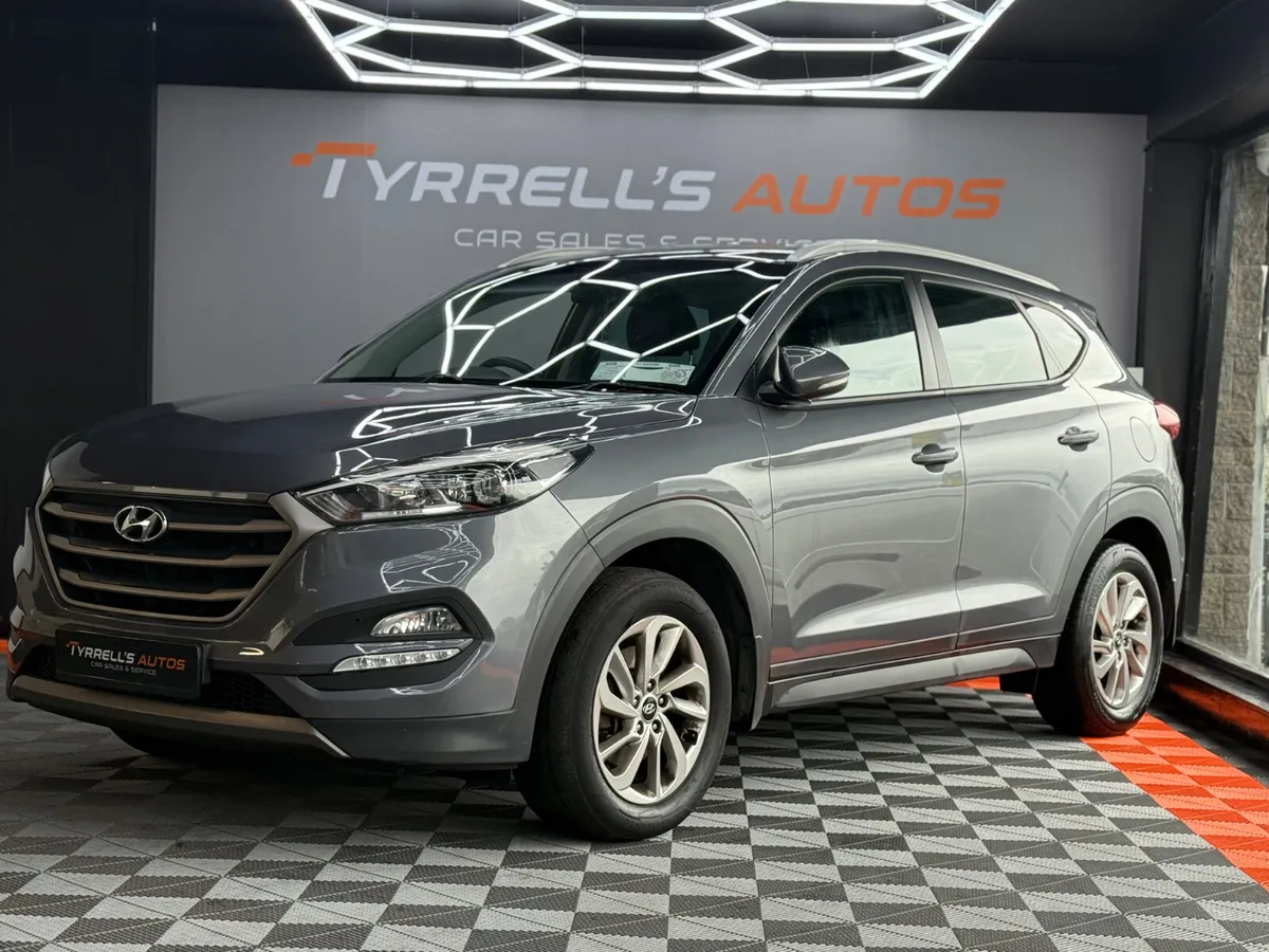 Hyundai Tucson 1.7D Executive "LOW KMS" 2016 - Image 4