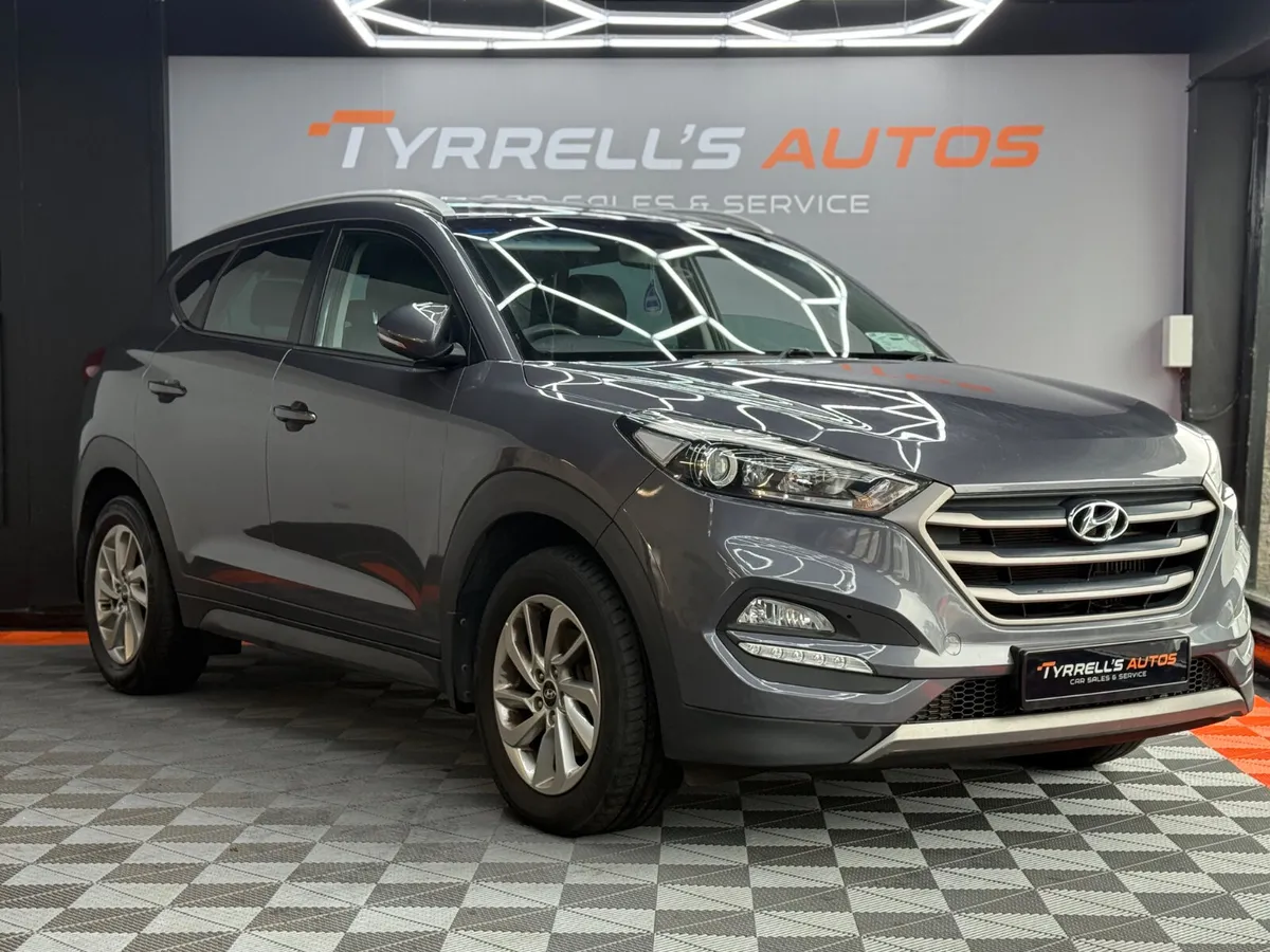 Hyundai Tucson 1.7D Executive "LOW KMS" 2016 - Image 2