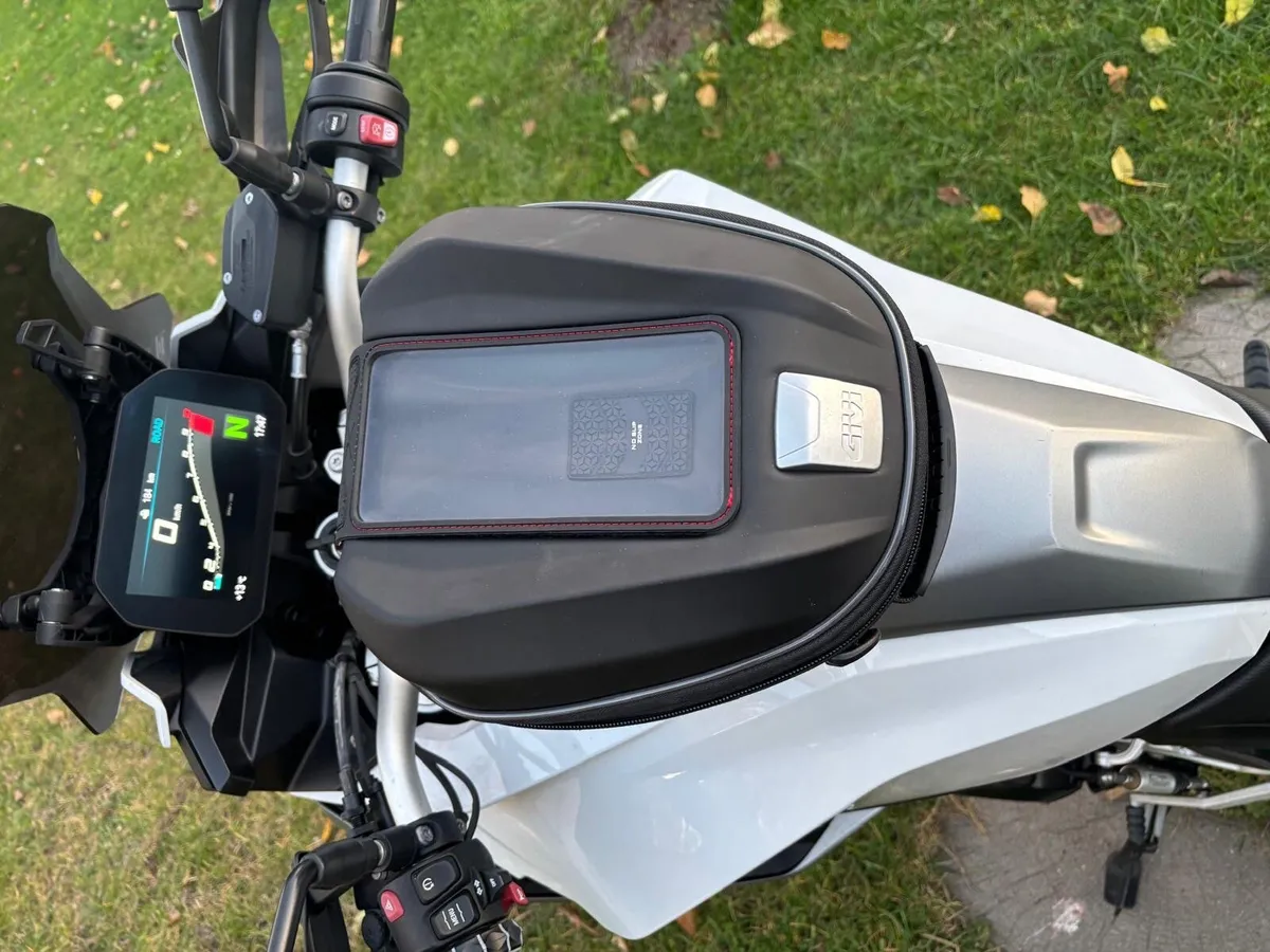Motorcycle - Image 3