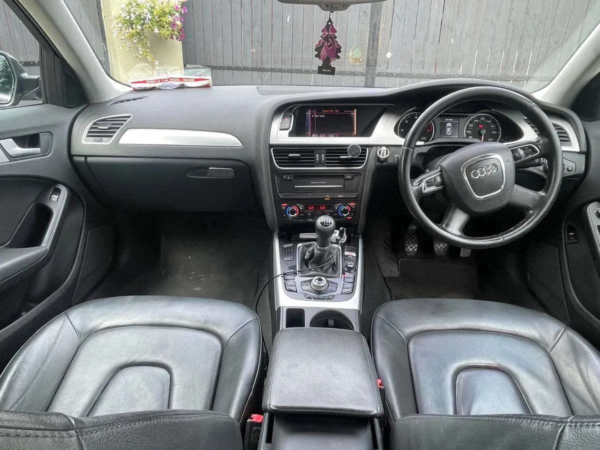 Audi A4 2011 - Image 3
