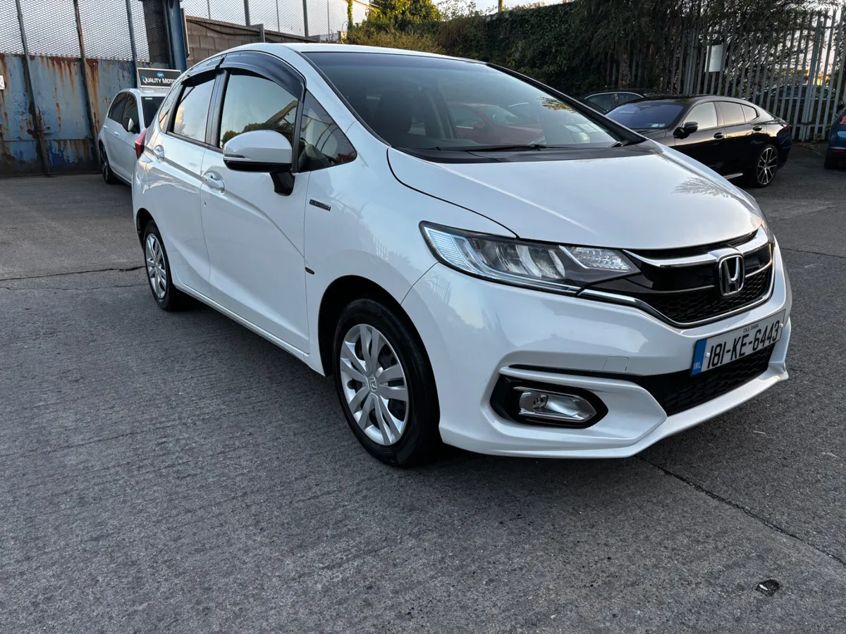 2018 Honda Fit *Only39.5k miles* Nct 2027 - Image 1