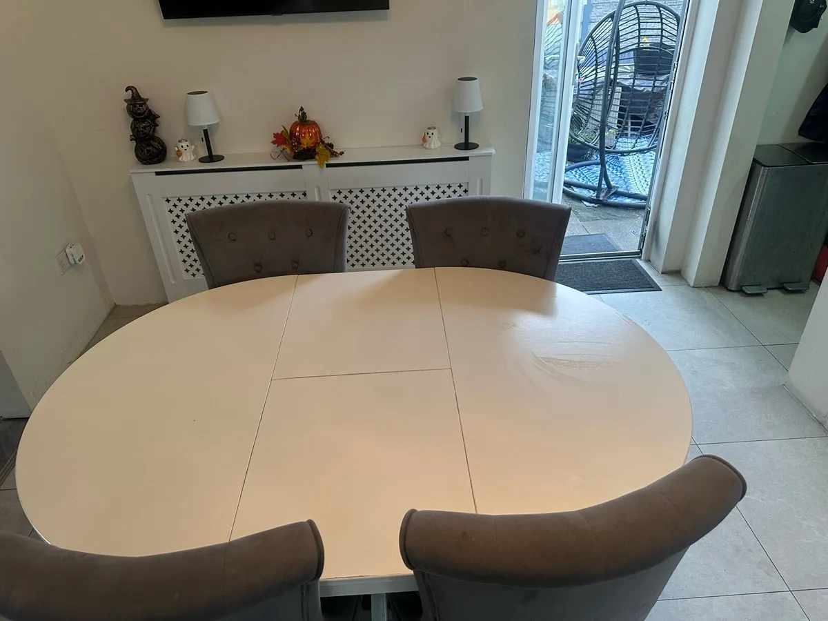 Dinning table and chairs - Image 4
