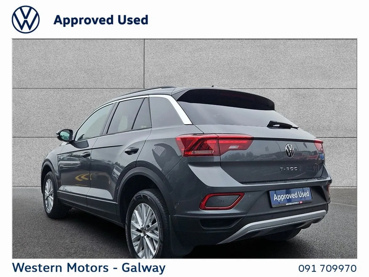 Volkswagen T-Roc 2.0 Tdi 116 bHP  life  Rear Came - Image 2