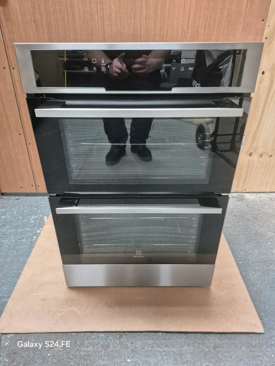 Electrolux Built-in double oven - Image 3