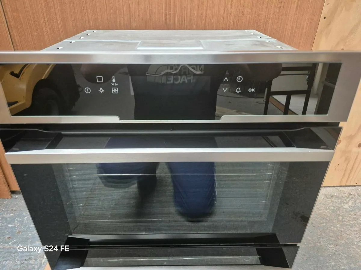 Electrolux Built-in double oven - Image 4