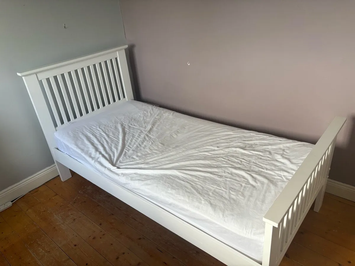 Single Bed - Image 2