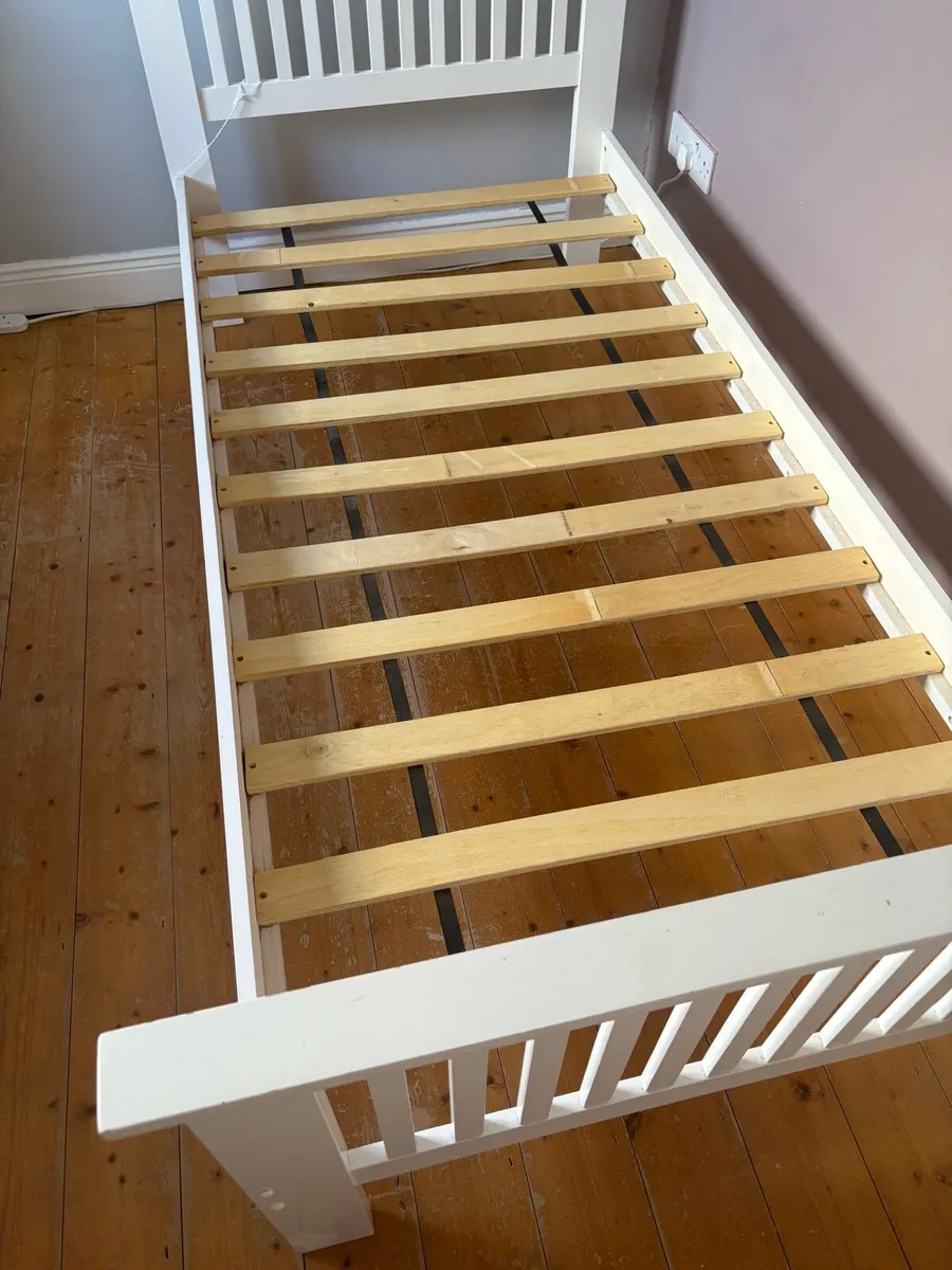Single Bed - Image 3