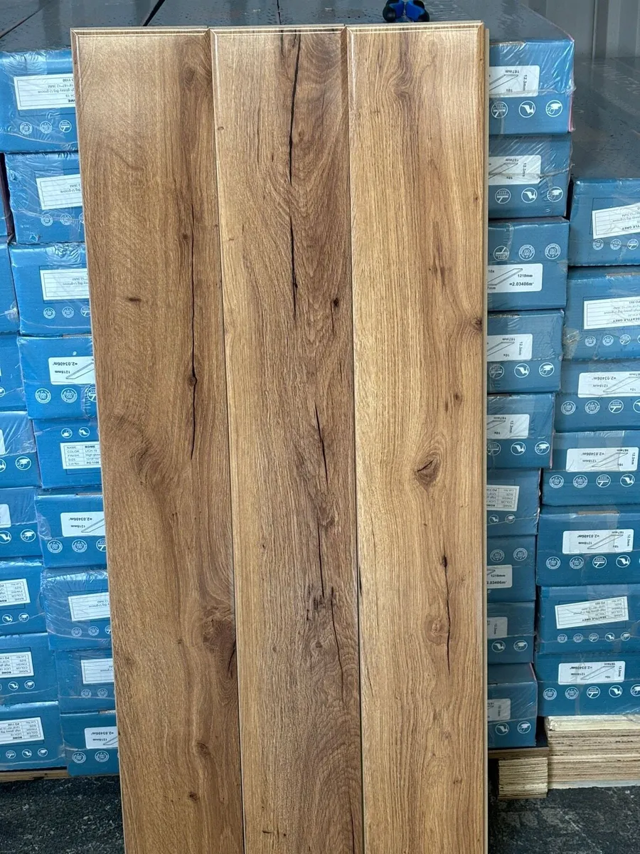 😍all new laminated flooring in stock 😍 - Image 4