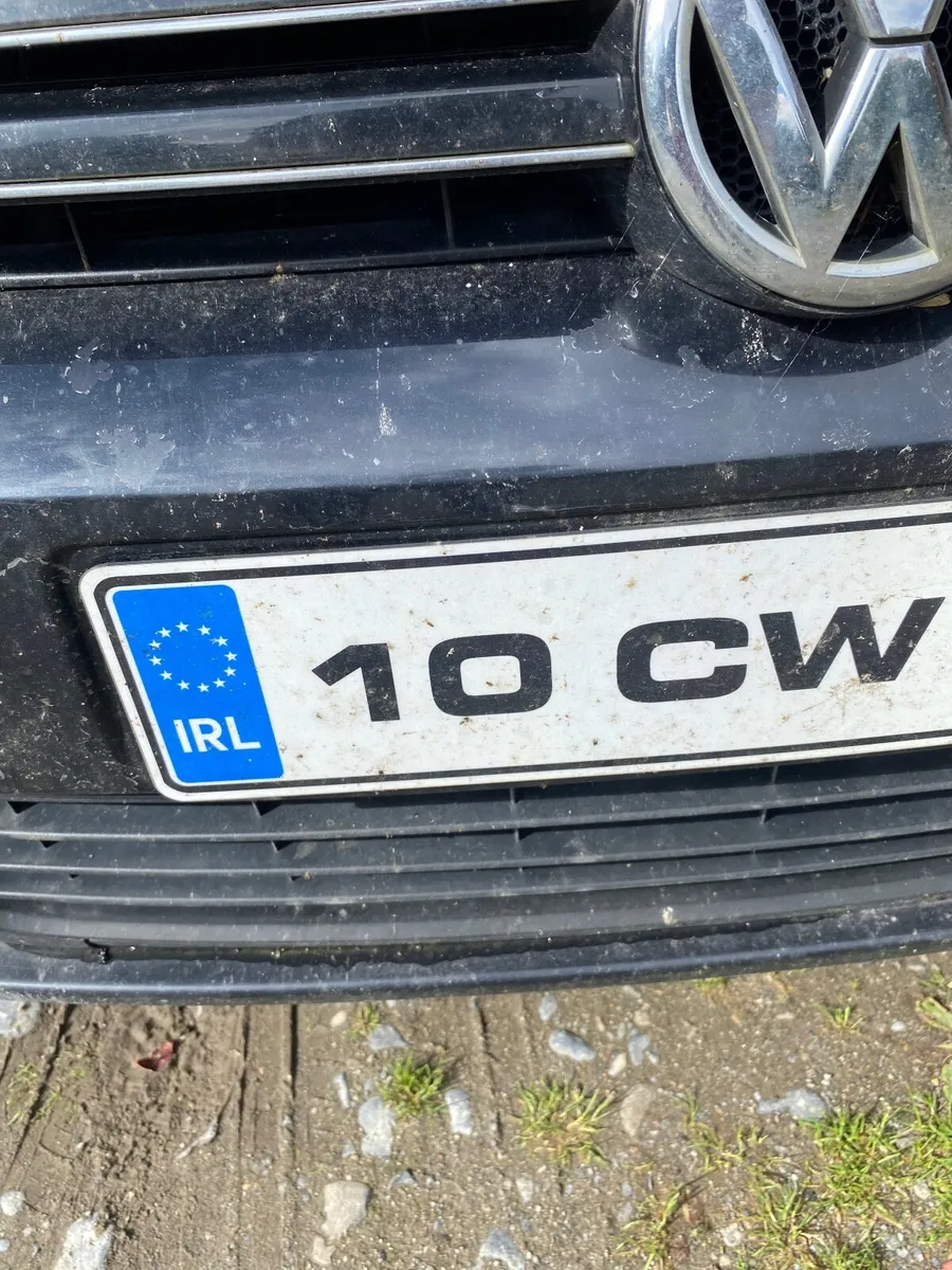 Volkswagen Golf 2010 - Image 2