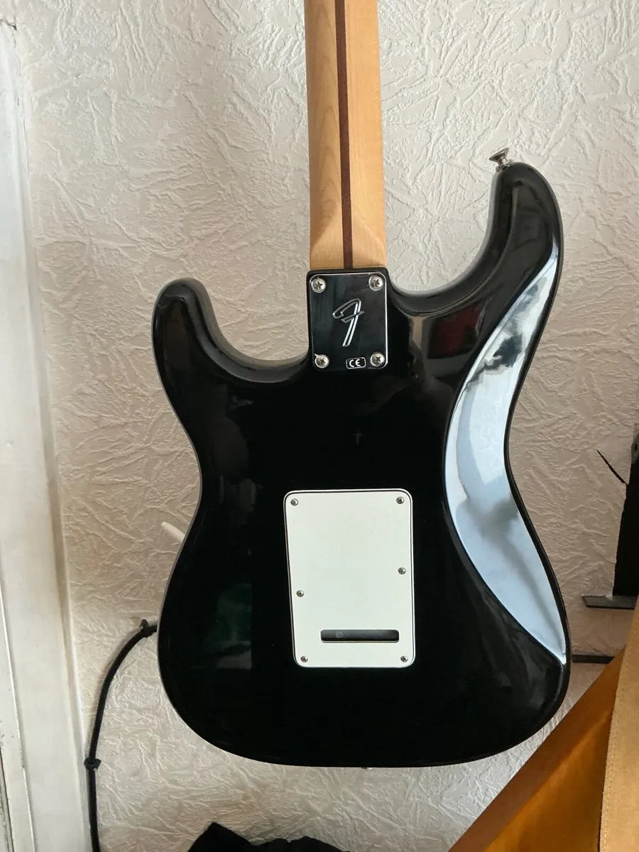 Fender player series strat - Image 4