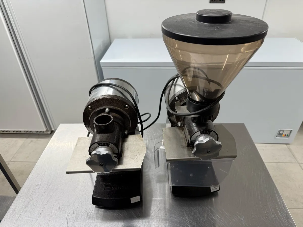 Coffee Grinder - Image 1