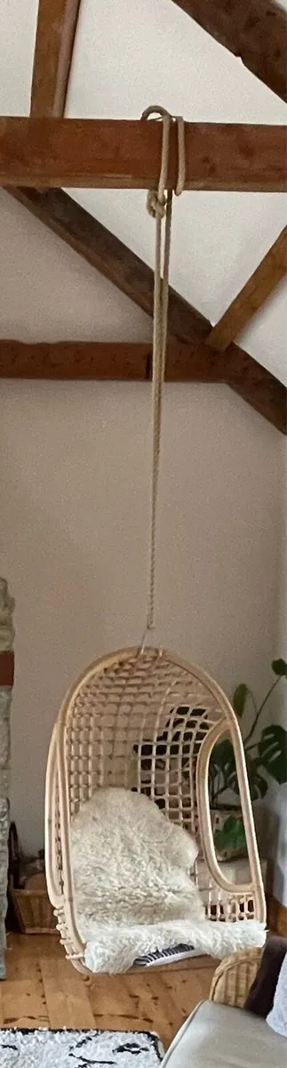 Beautiful Hanging Wicker Chair - Image 2
