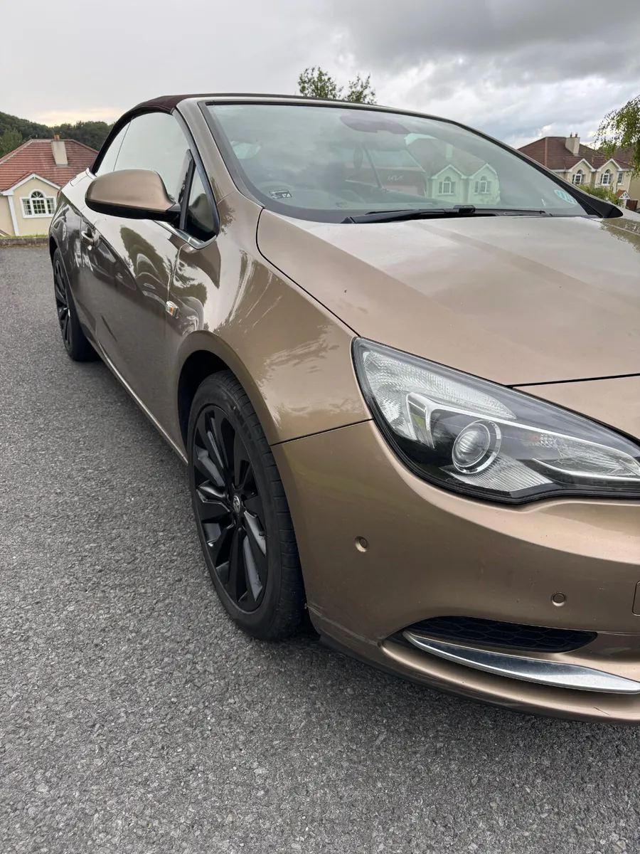 Vauxhall Cascada 2013 | convertible | Prestine con - Image 3