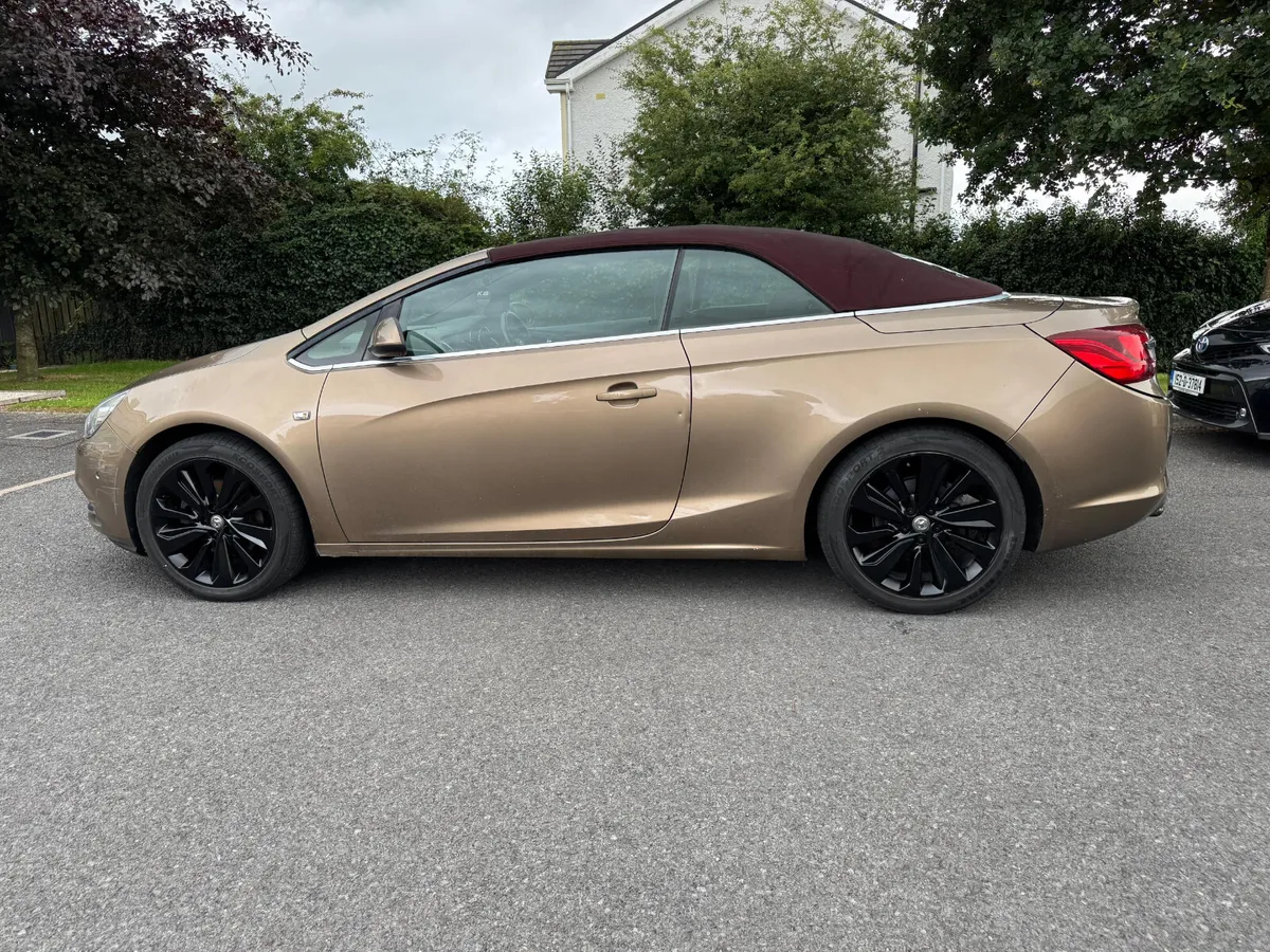 Vauxhall Cascada 2013 | convertible | Prestine con - Image 4