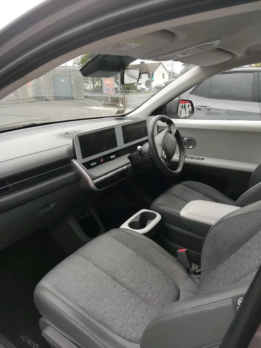 Hyundai IONIQ 5 - Image 4