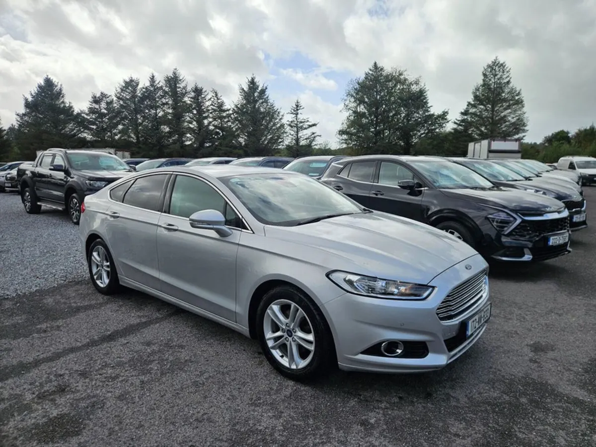 Ford Mondeo Titanium 1.5TD 120PS 6SPD 4DR - Image 4