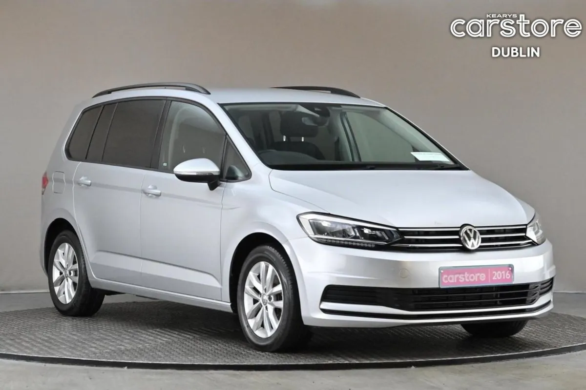 Volkswagen Touran 1.4 TSI DSG Comfortline  revers - Image 1