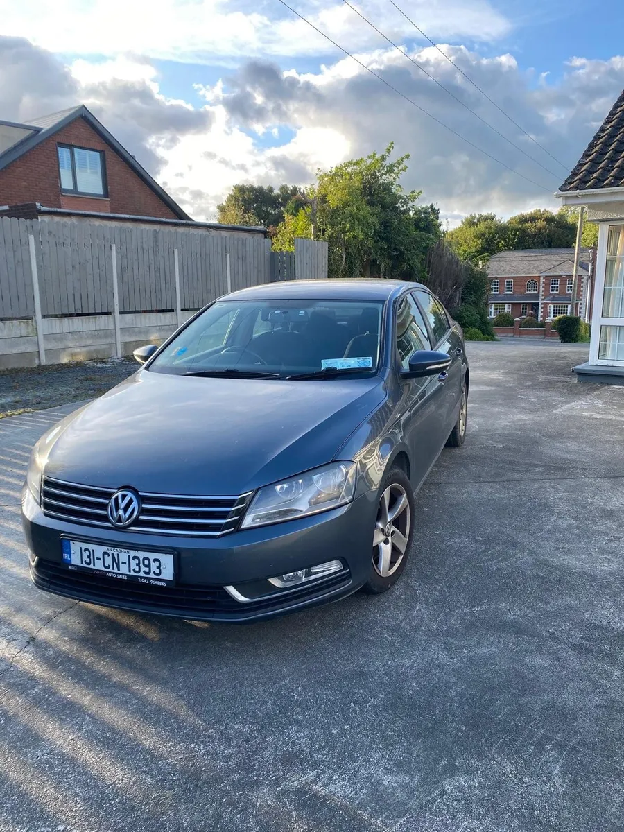 Volkswagen Passat 2013 - Image 1