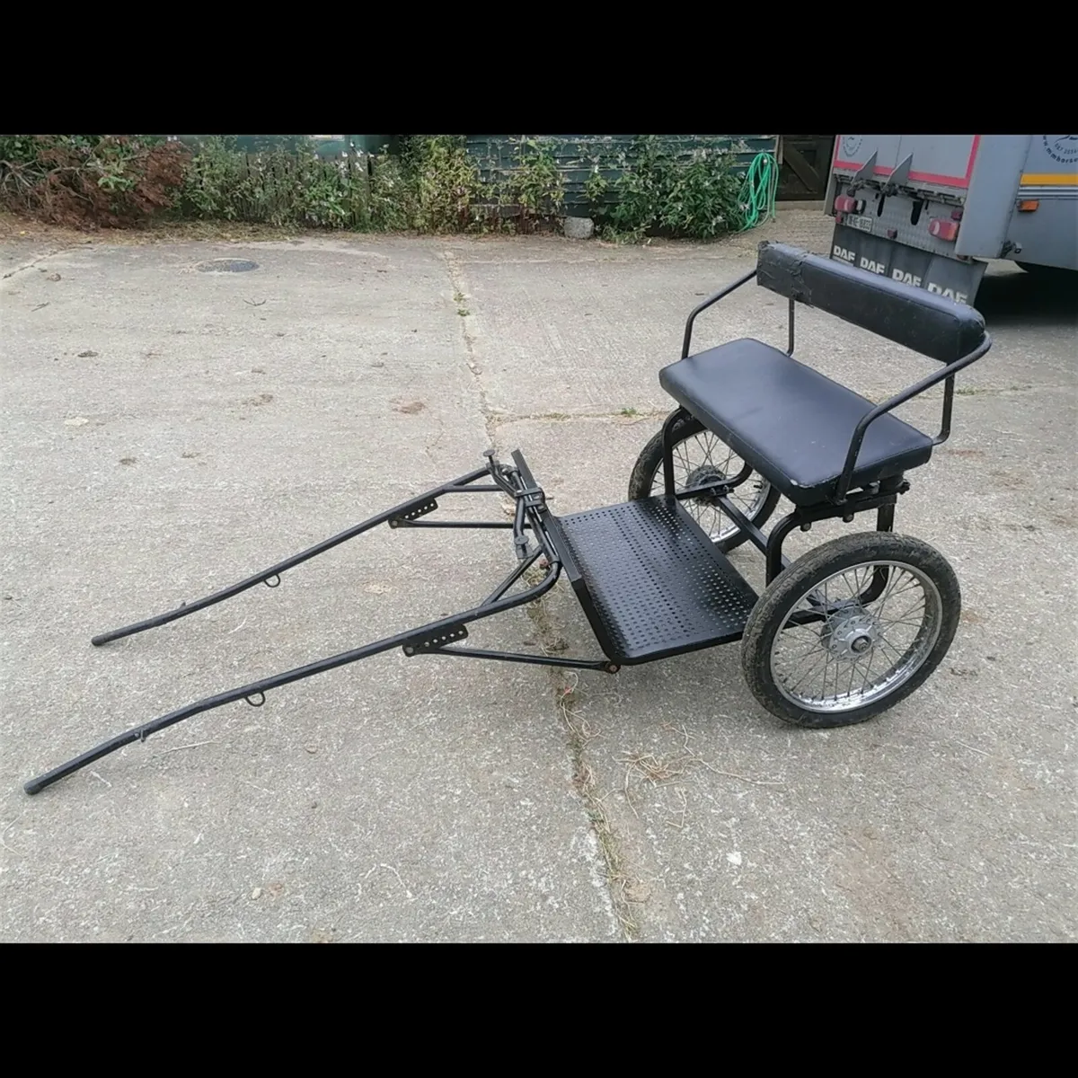 Shetland cart and harness - Image 2