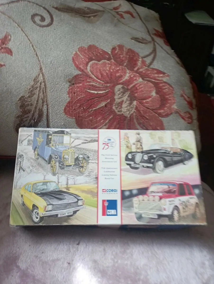 CLASSICS CSMA CORGI 75th  ANNIVERSARY MODLES - Image 1