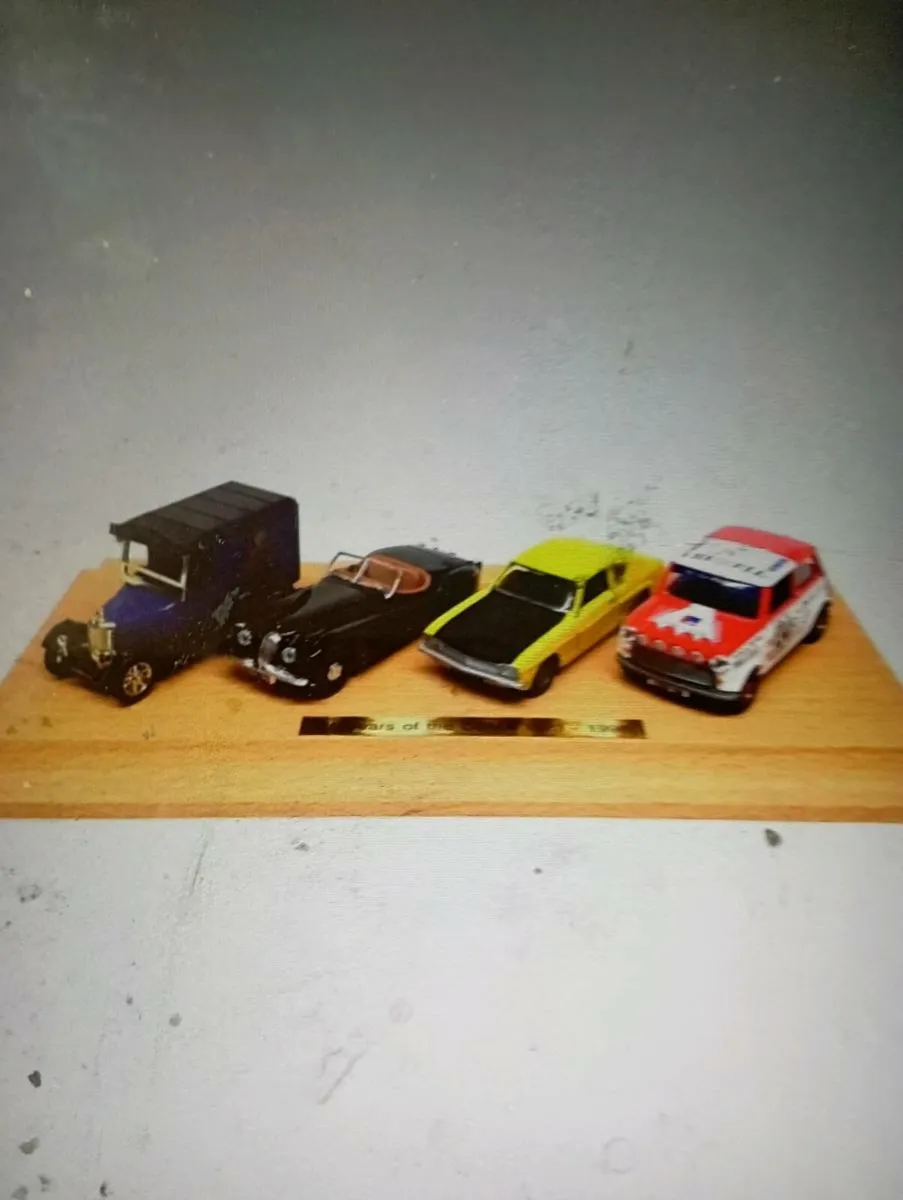 CLASSICS CSMA CORGI 75th  ANNIVERSARY MODLES - Image 2