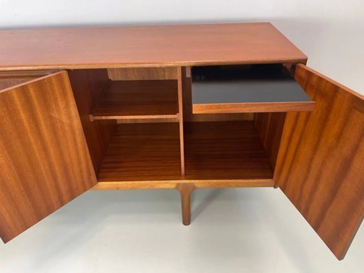 Large Vintage McIntosh sideboard - Image 3