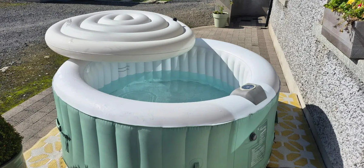 Inflatable Hot Tub - Image 3