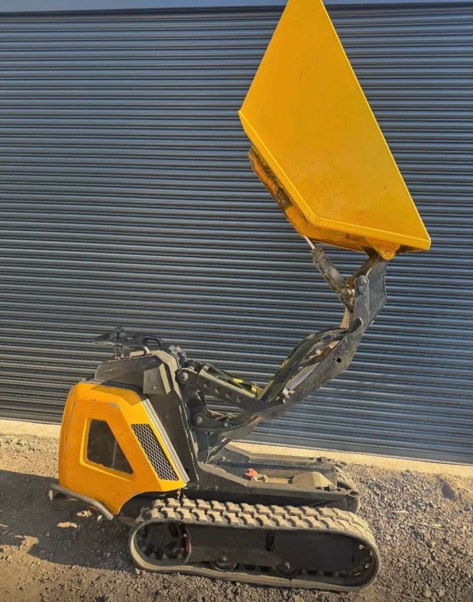 JCB Tracked Diesel Hi Tip Dumper - Image 4