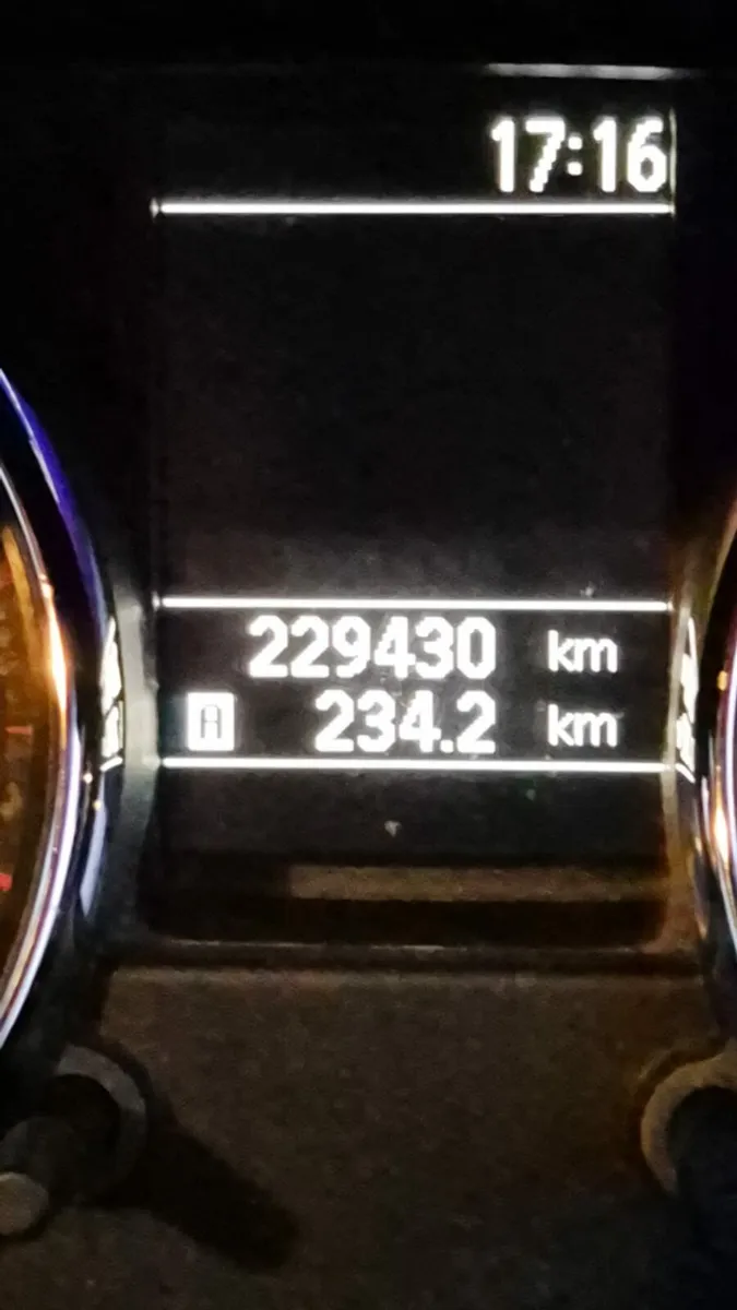 Car - Image 2