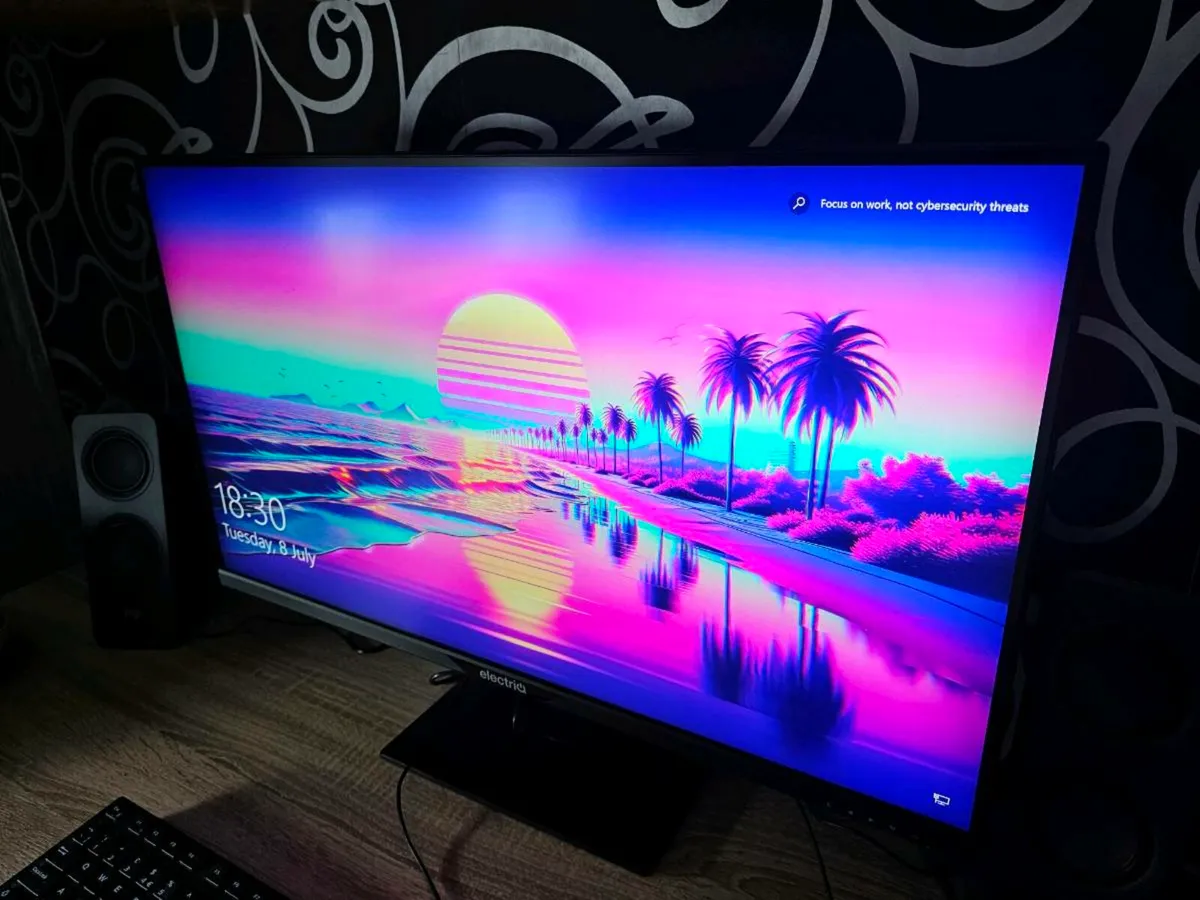 electriQ 28" IPS 4K UHD 144Hz 0.9ms Gaming Monitor - Image 3
