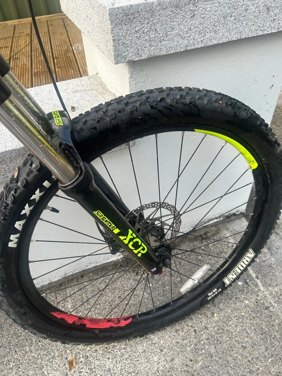 3x Bicycle - Image 3