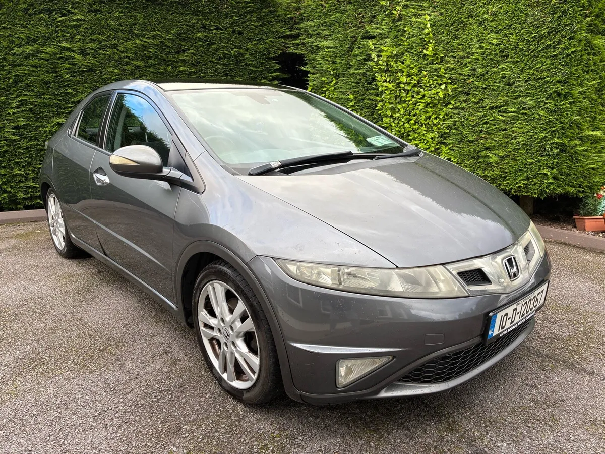 Honda Civic with Panoramic glass roof *NCT 02-26* - Image 3