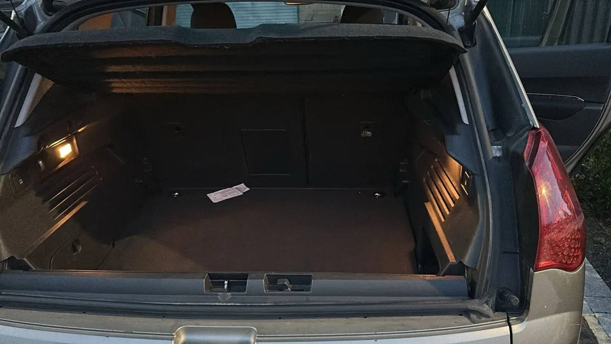 Peugeot 3008 Automatic - Image 4