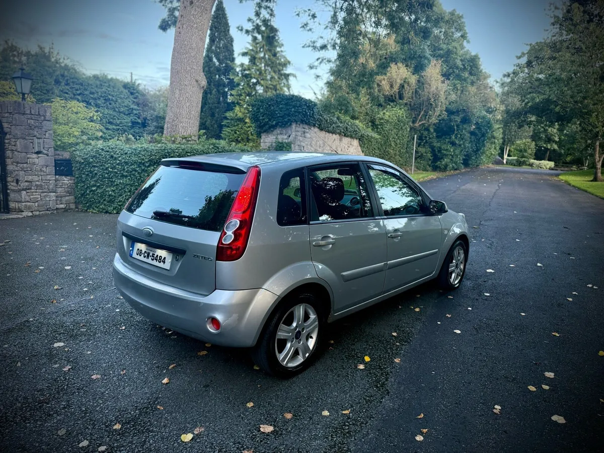 Ford fiesta 1.2 Zetec - Image 2