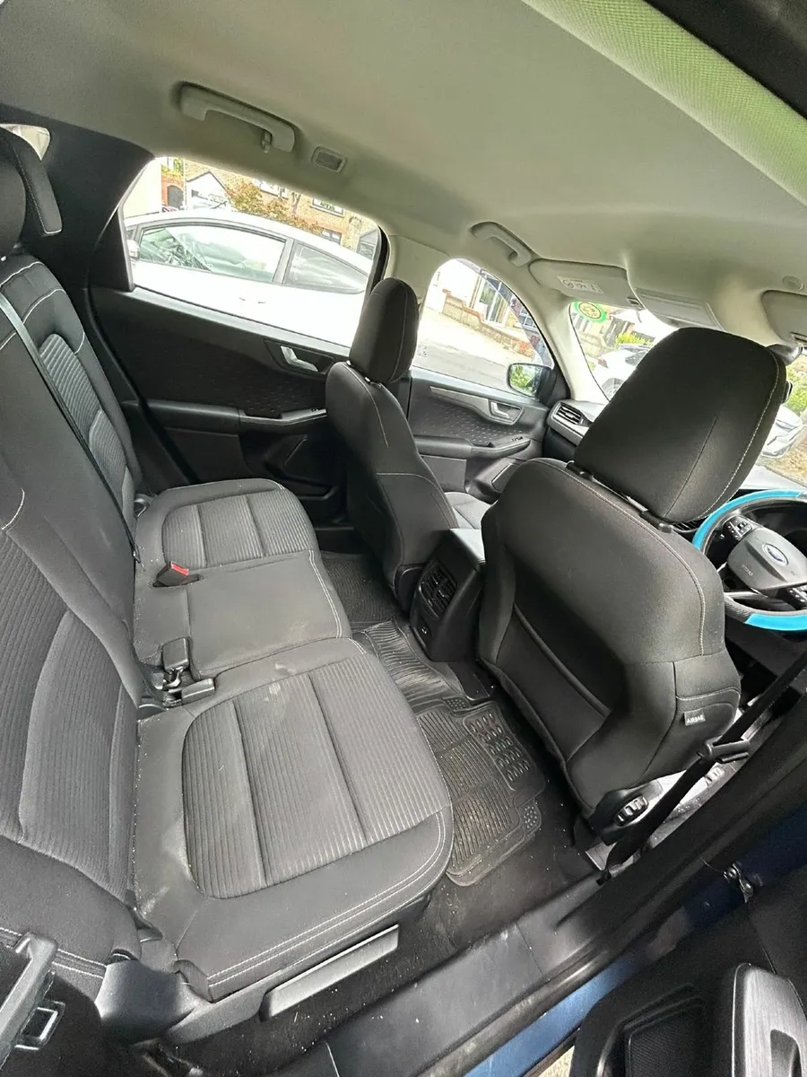 Ford Kuga 2021 - Image 2