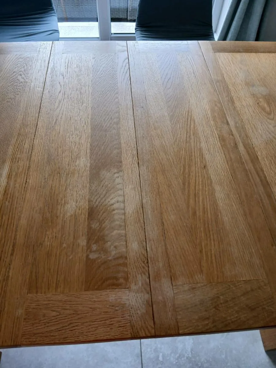 FREE Kitchen table - Image 3