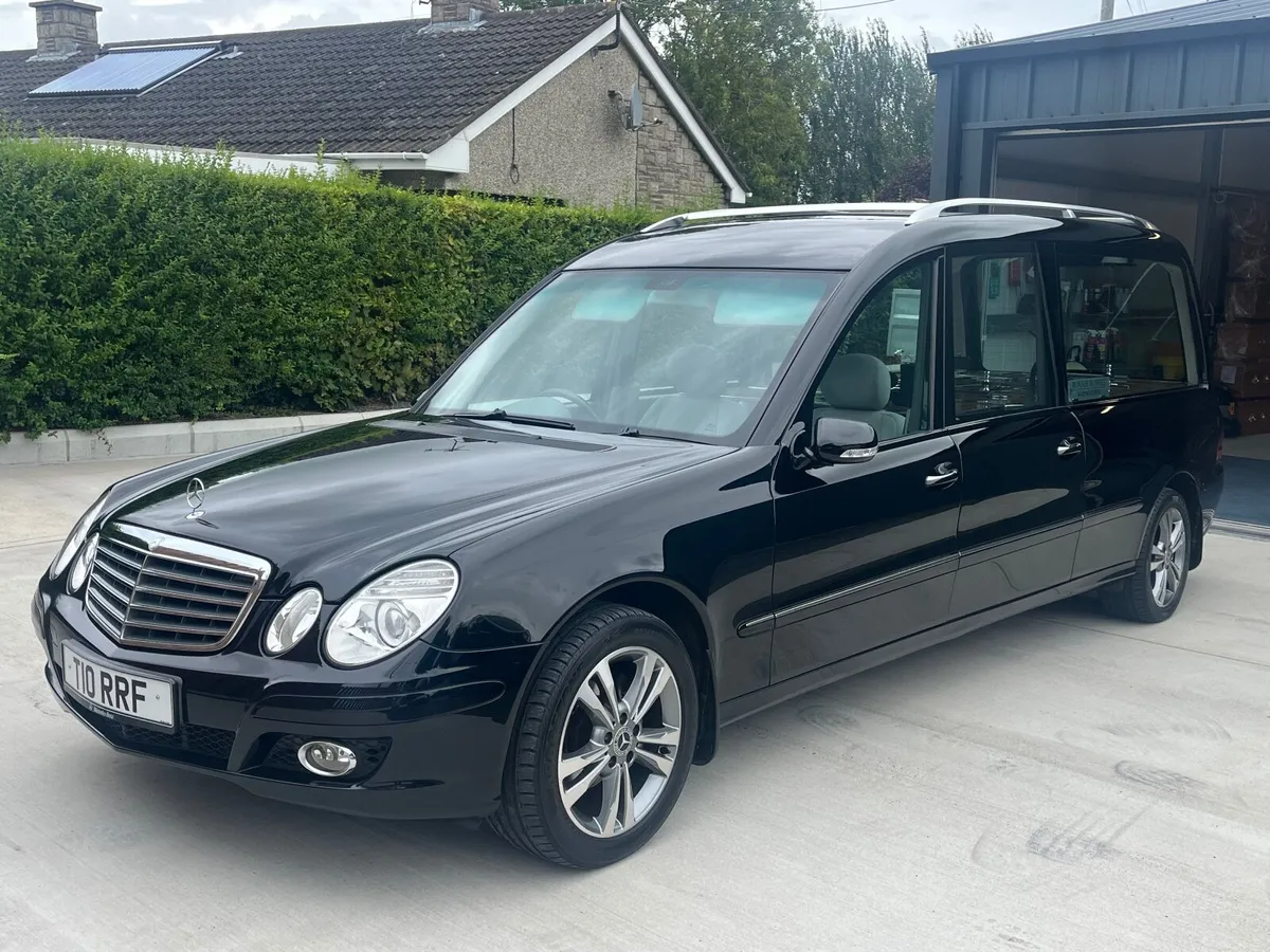 Hearse - Mercedes-Benz E-Class 2007 - Image 1