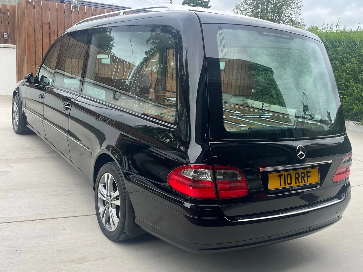 Hearse - Mercedes-Benz E-Class 2007 - Image 3