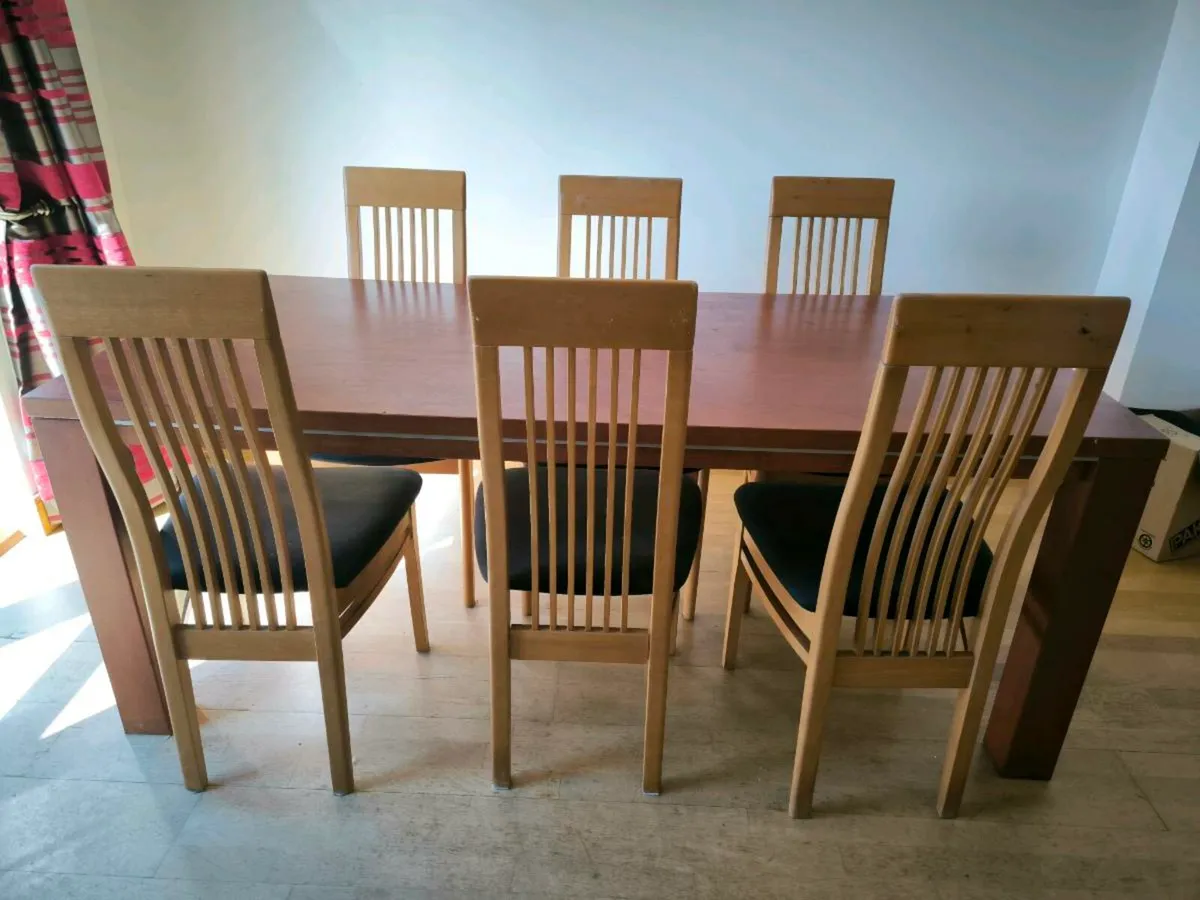 Table and Chairs - Image 1