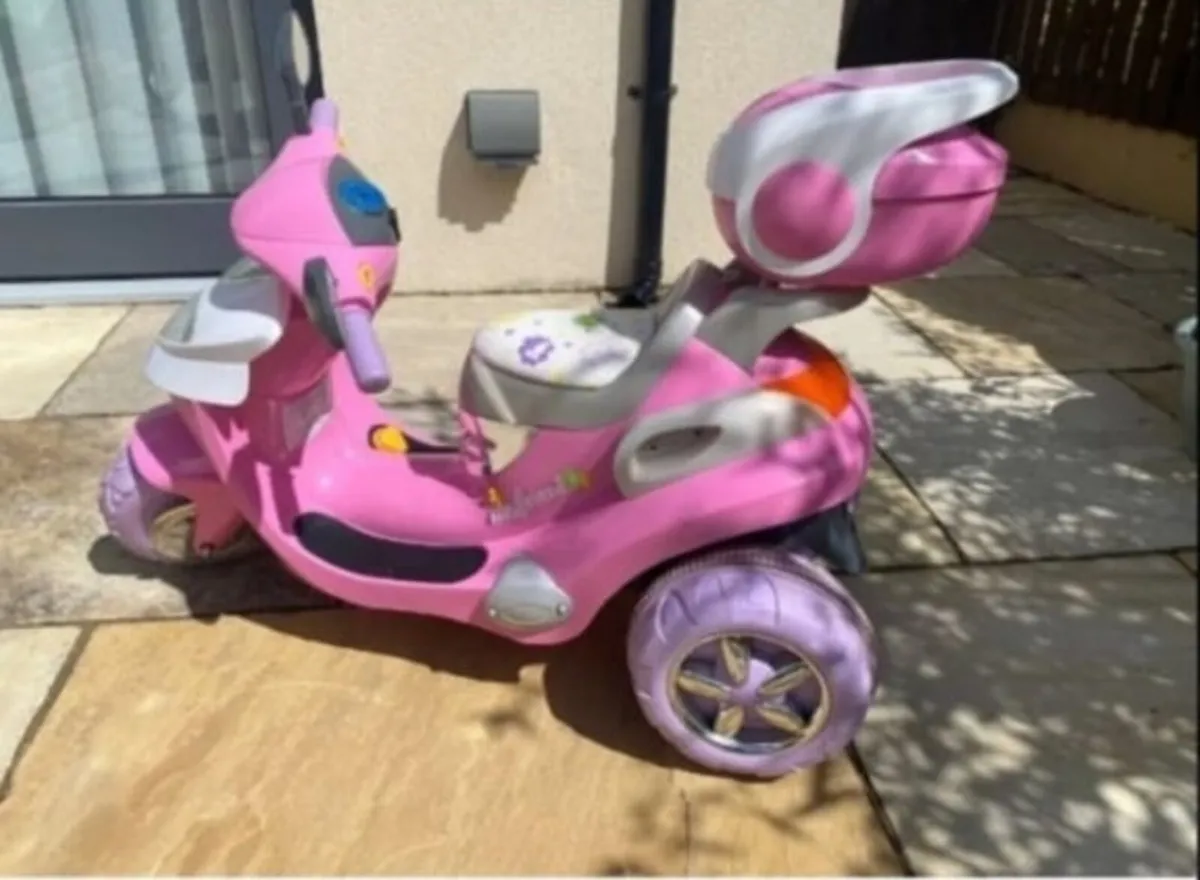 Kids battery powered bike - Image 3