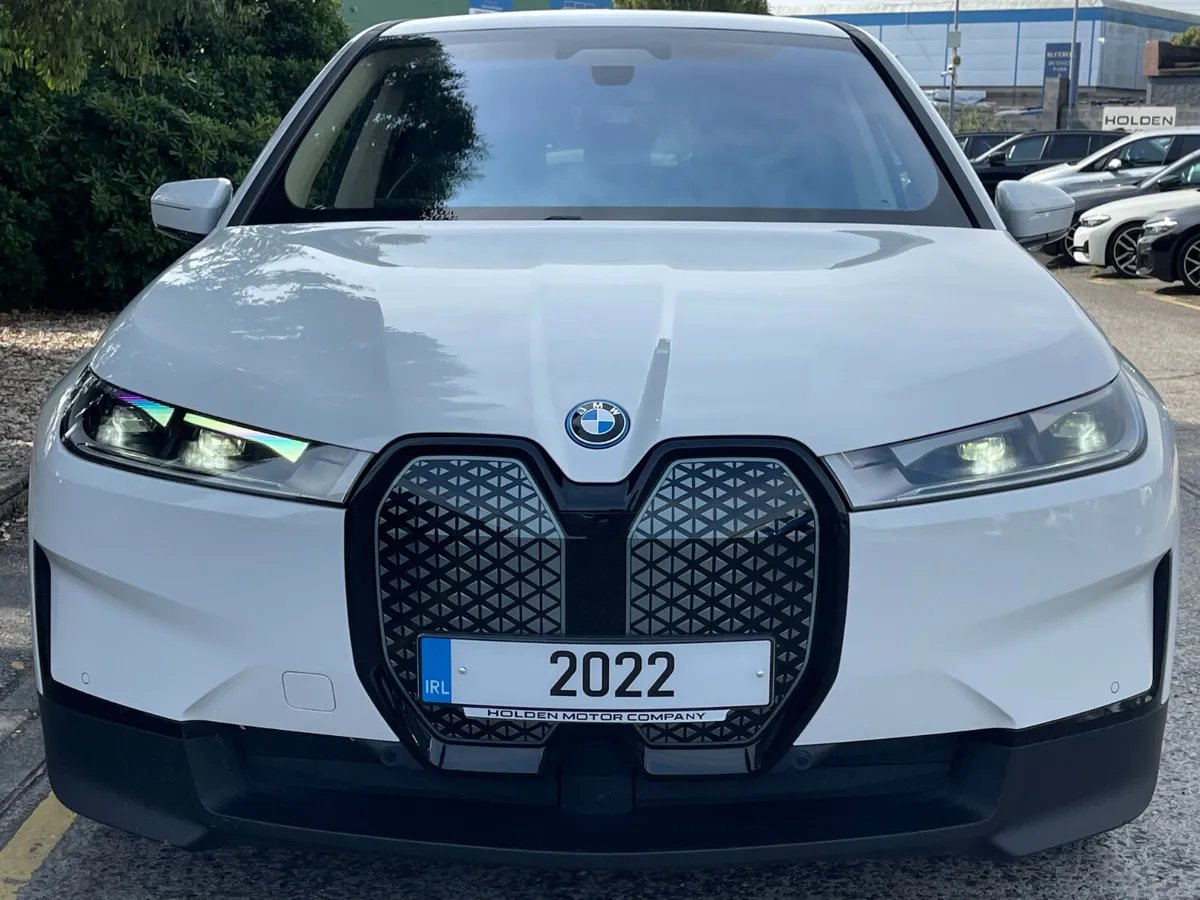 2022 BMW IX XD40 SPORT MODEL - Image 4
