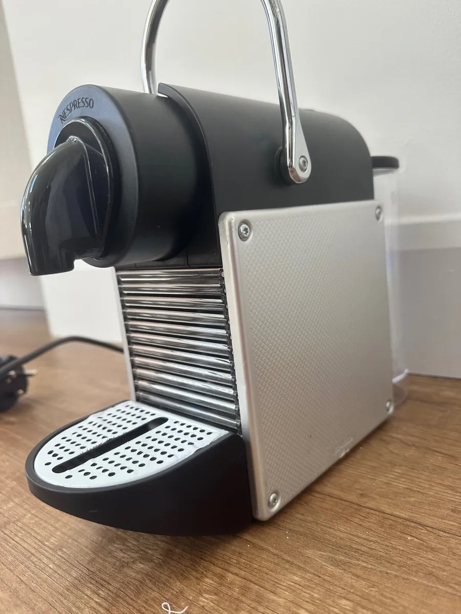 Nespresso Coffee machine - Image 4